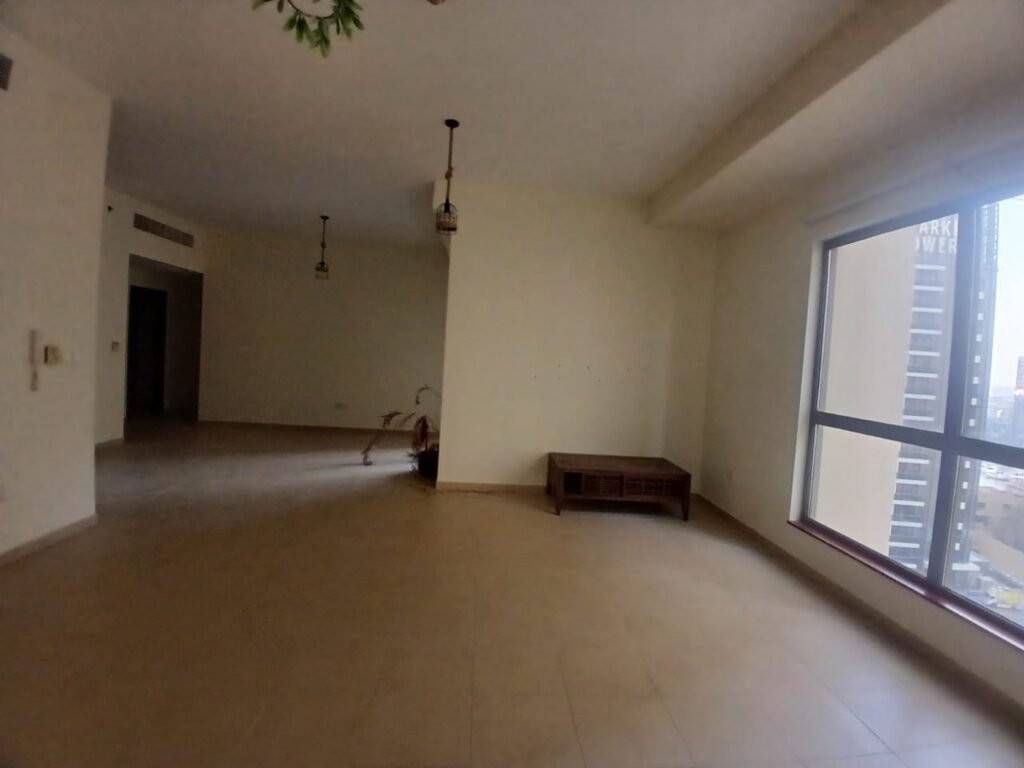 3BHK Unfurnished in JBR | 4 Baths | Big Balcony | Road View